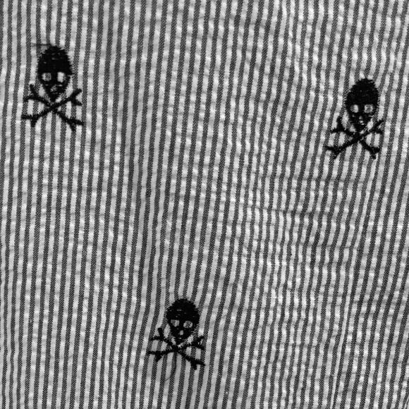 Finley Skull & Crossbones Embroidered Seersucker Wrap Dress Size 4 Pirate Ruffle - Picture 7 of 10